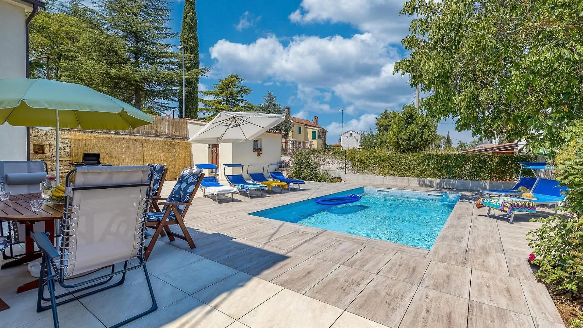 Gorgeous Home In Kanfanar With Private Swimming Pool, Can Be Inside Or Outside 0*,  Croatia